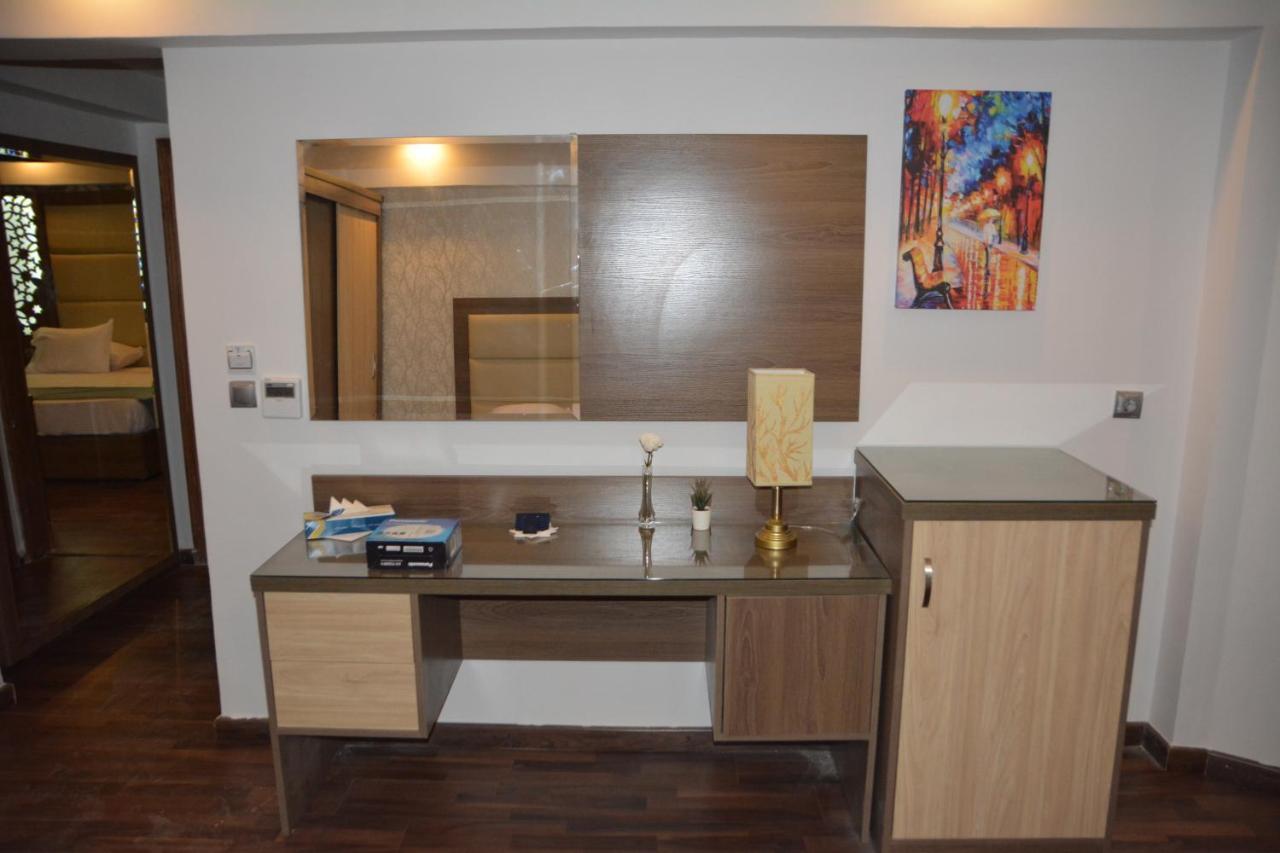 Logistic City Stars Hotel Il Il Cairo Esterno foto