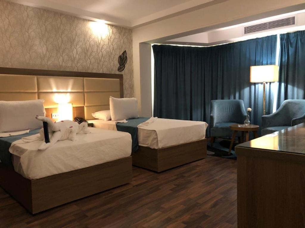 Logistic City Stars Hotel Il Il Cairo Esterno foto